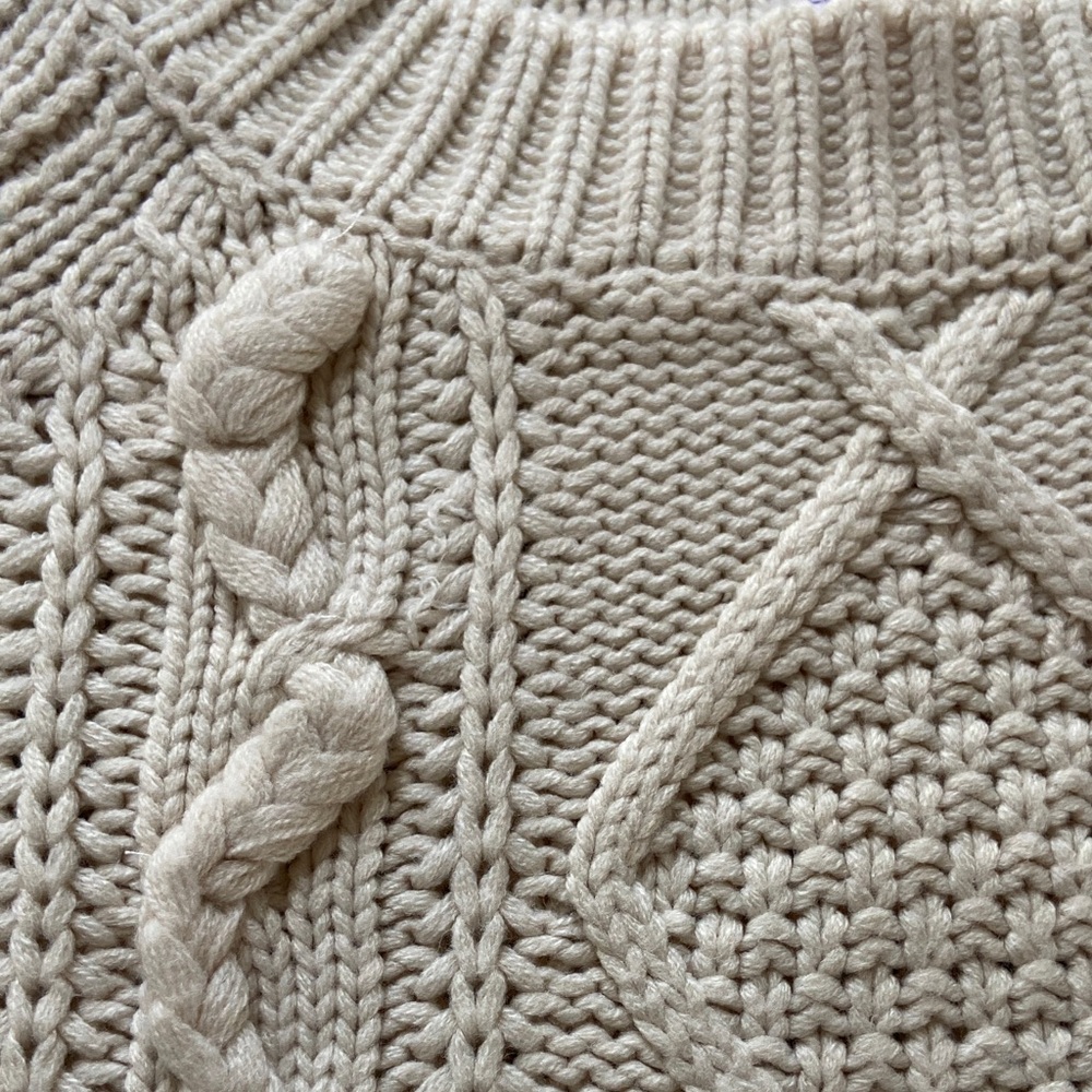 Cream Cable Knit Sweater, size S. Alya/Francesca's brand, - Picture 8 of 12